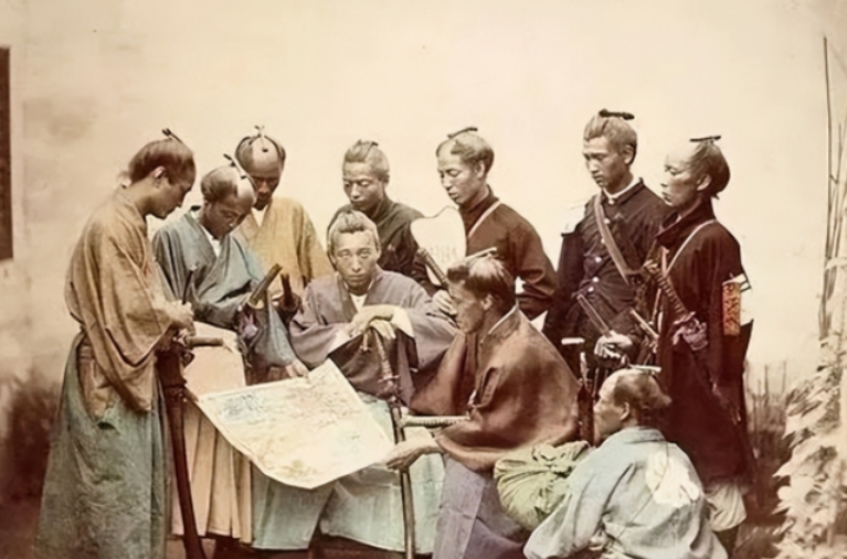 秦始皇统一六国时  世界各国在干什么  日本是原始社会