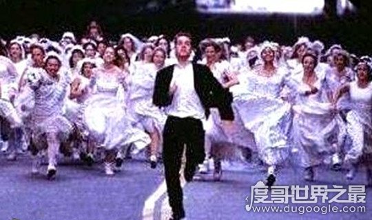 世界上最奇葩的节日，卡图马族甘薯节(女人可强行与男子发生关系）