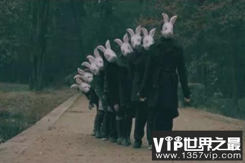 美国恐怖兔人杀人传说，杀人后会留下兔子尸体(未发现凶手)