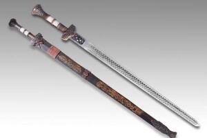 中国十大名剑，最出名的就是干将莫邪(轩辕剑最