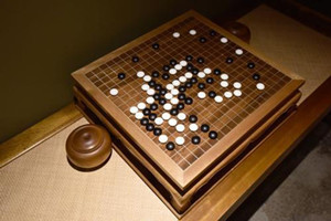 五子棋段位制最高为九段，段位之后还分级别(一级为最高)