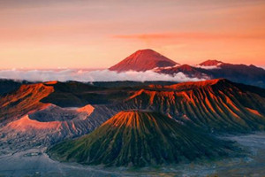 世界上火山最多的国家是哪个，印度尼西亚(有500多座火山)