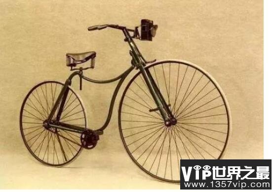 自行车是谁发明的，法国人西夫拉克最早发明木制自行车