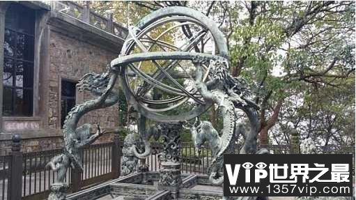 浑天仪是谁发明的，西汉天文学家落下闳发明的(后来由张衡改良)