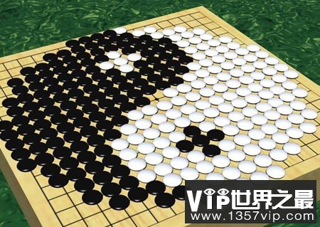 围棋的黑子比白子大吗