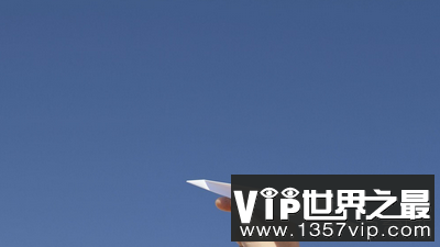 最远的纸飞机苏珊纸飞机是69.14米（Usan）