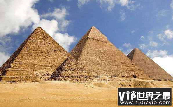 金字塔的诡异事件：挖掘者的离奇死亡