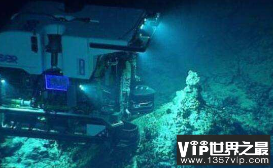 世界上最深的海沟是什么？