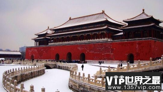 故宫建于哪个朝代，始建于明成祖永乐四年