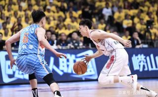 中国男篮最炙手可热球员之胡明轩,胜利用成绩证明本身