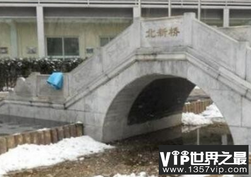 北新桥318灵异事件，锁龙井锁老龙