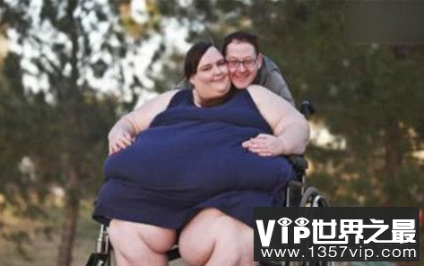 世界第一胖女人是谁，目标是胖到1吨重