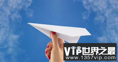 世界上最完美的纸飞机在29.2秒内打破了纪录