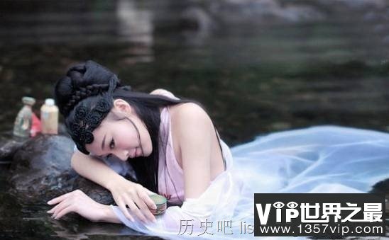 和珅竟然睡了乾隆那么多妃子