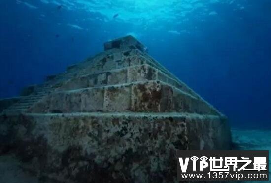 神秘的海底金字塔未解之谜，疑似远古文明的遗迹