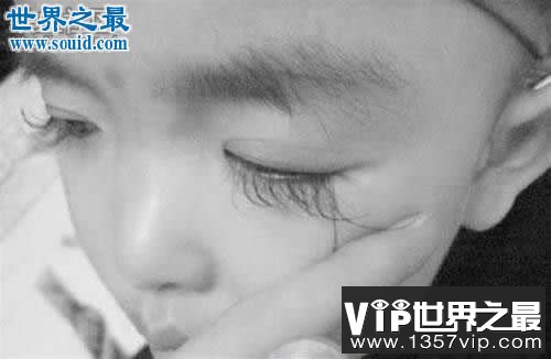 世界上最长的睫毛和最浓密的睫毛，长达6.99厘米(www.5300tv.com)