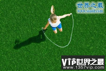 吉尼斯跳绳记录，跳绳最快的人(649/分钟)(www.5300tv.com)