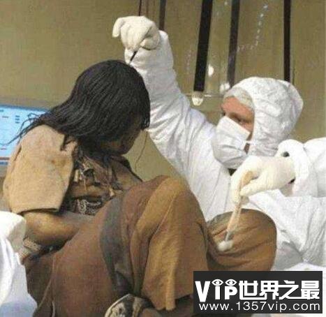 冰冻少女胡安妮塔，被冰冻至少500年的木乃伊(头发都没掉)
