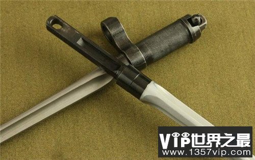 “三棱军刺”一款被禁武器，真如传说中那般厉害？(www.5300tv.com)