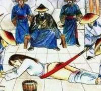 古代刑罚之杖刑：屁股上打板子，揭秘古代杖刑的执行方式