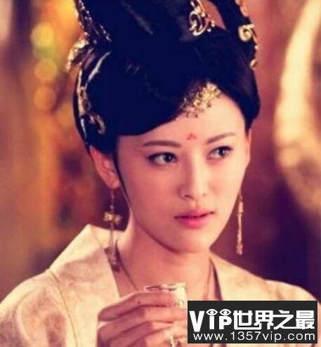 比杨贵妃还美的唐朝第一美女，安乐公主李裹儿(荒淫无度/死于非命)