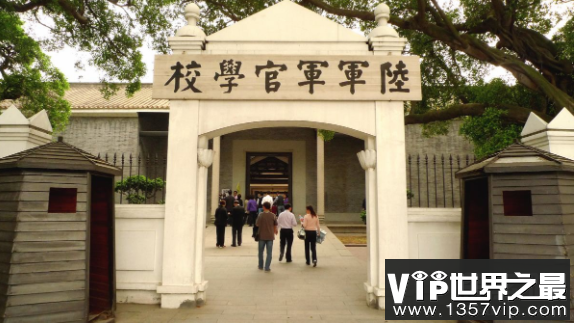 功不可没的黄埔军校，人才辈出救国救民