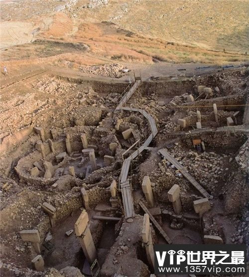 哥贝克力遗址简介:世界上最古老的寺庙(比金字塔还要早八千年)