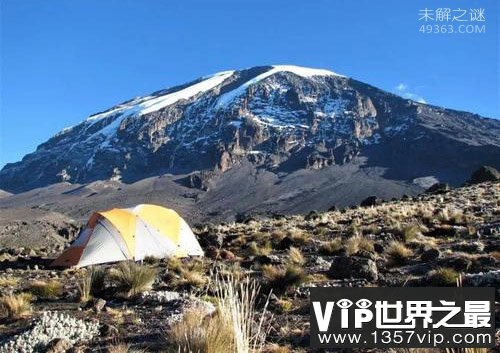 非洲最高峰乞力马扎罗山,山上山下温差达90摄氏度
