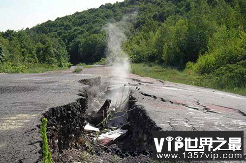 十大鬼镇盘点:废墟之中隐隐的声音太渗人