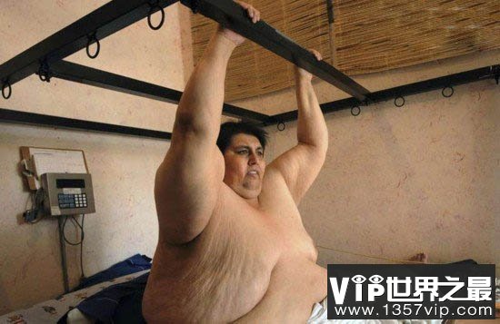 世界上最胖的男人与中国最胖的人竟差600斤