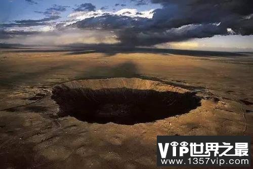 刚果(金)境内发现巨型陨坑直径约46公里