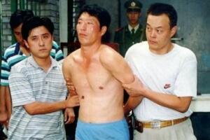 中国十大杀人狂魔,烹饪受害者尸体并切成两千片