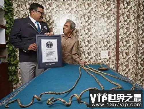 世界上最长的指甲,指甲全长9.1米（64年从未剪过）