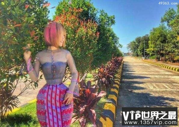 全球腰最细的女人，绝对不是ps的（腰围34.7厘米）