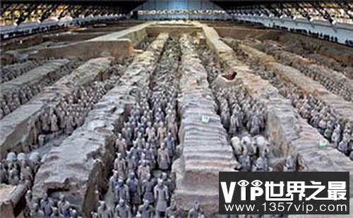 秦始皇兵马俑劳中为何挖出外国人骸骨？