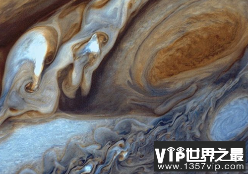 木星10大恐怖照片曝光:木星的中心温度比太阳表面更热