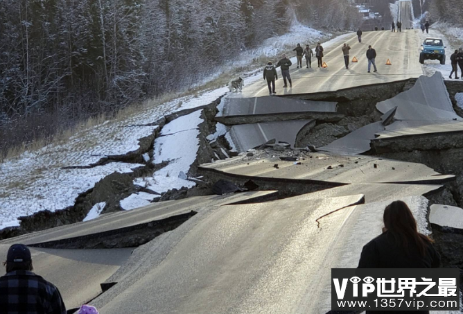 全球十大地震国排行榜 尼泊尔位列榜首，中国排最后