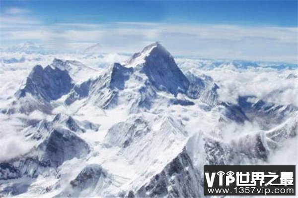世界最高的十大山峰 乔戈里峰平均气温-50℃,榜首你一定知道