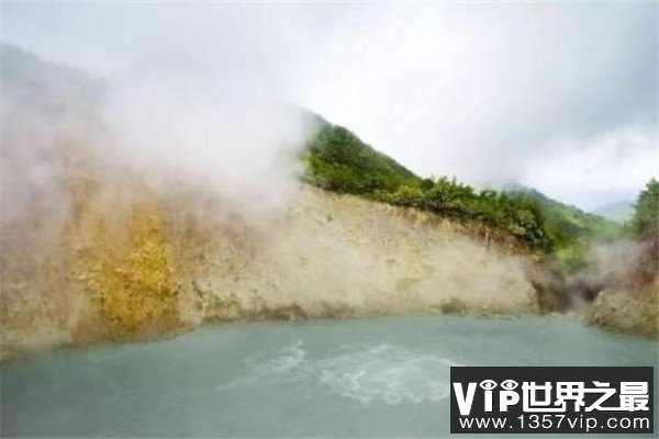 世界十大最奇特的湖泊 死海上榜，沸湖底下像有炉子在加热