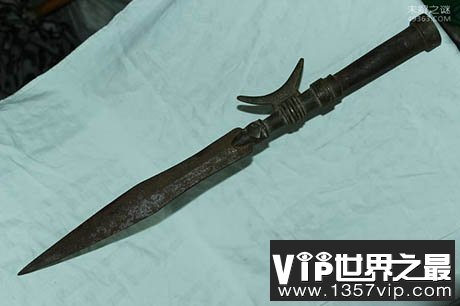 方天画戟不是吕布的兵器?长戟才是!