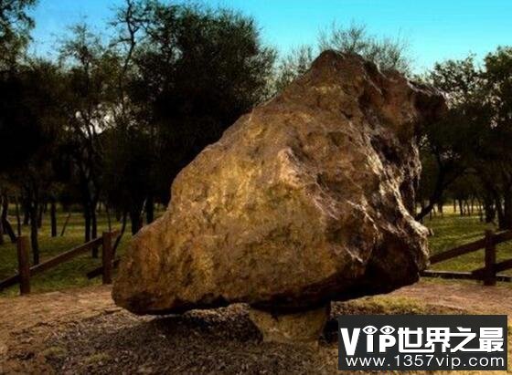 世界上最大的陨石有多大？霍巴陨石表面积6.5平方米/重约60吨