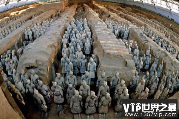 世界十大历史奇迹 金字塔内部像迷宫，第二是我国的地标
