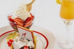 世界上最贵的十大甜点,“草莓阿尔诺”价值7000万元
