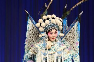 中国十大知名戏曲种类，黄梅戏上榜，第一被誉为“国剧”