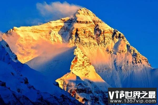世界最高的山峰：珠穆朗玛峰高度8848.86米