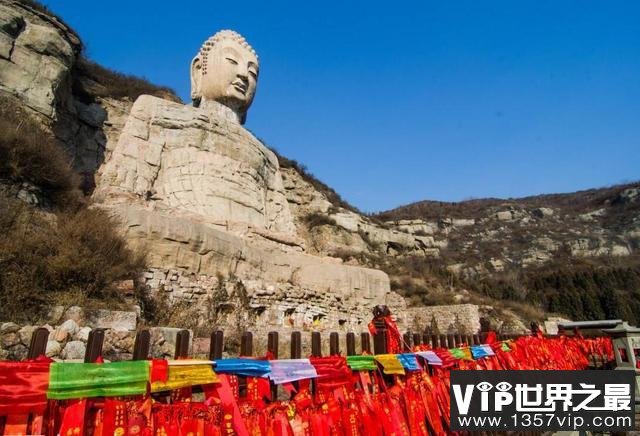 世界最古老的露天大佛：蒙山大佛距今有1400多年
