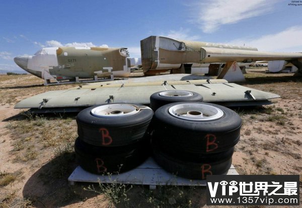 世界上最大的飞机坟场：停放超过4400架被淘汰的飞机