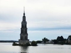 世界最坚固的钟楼：距今300年历史，高度约74.5米