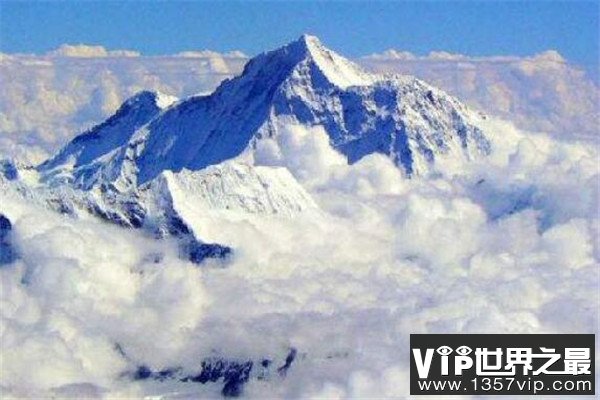 世界第一到第十高峰，世界十大最高的山峰