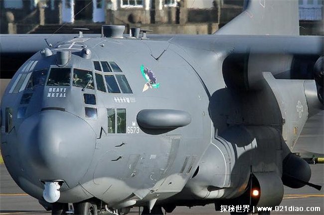 世界上攻击力最恐怖飞机 AC-130H鬼性飞行炮艇(火力惊人)